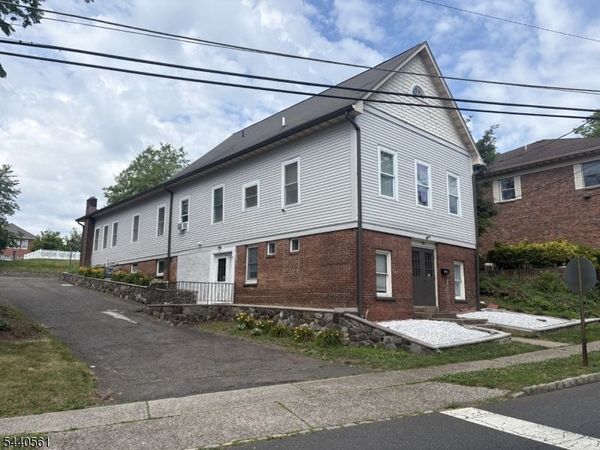 192 Central Ave, Long Hill, NJ 07980
