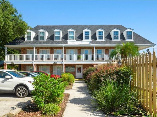 818 MOSS Street , Unit 104, New Orleans, LA 70119