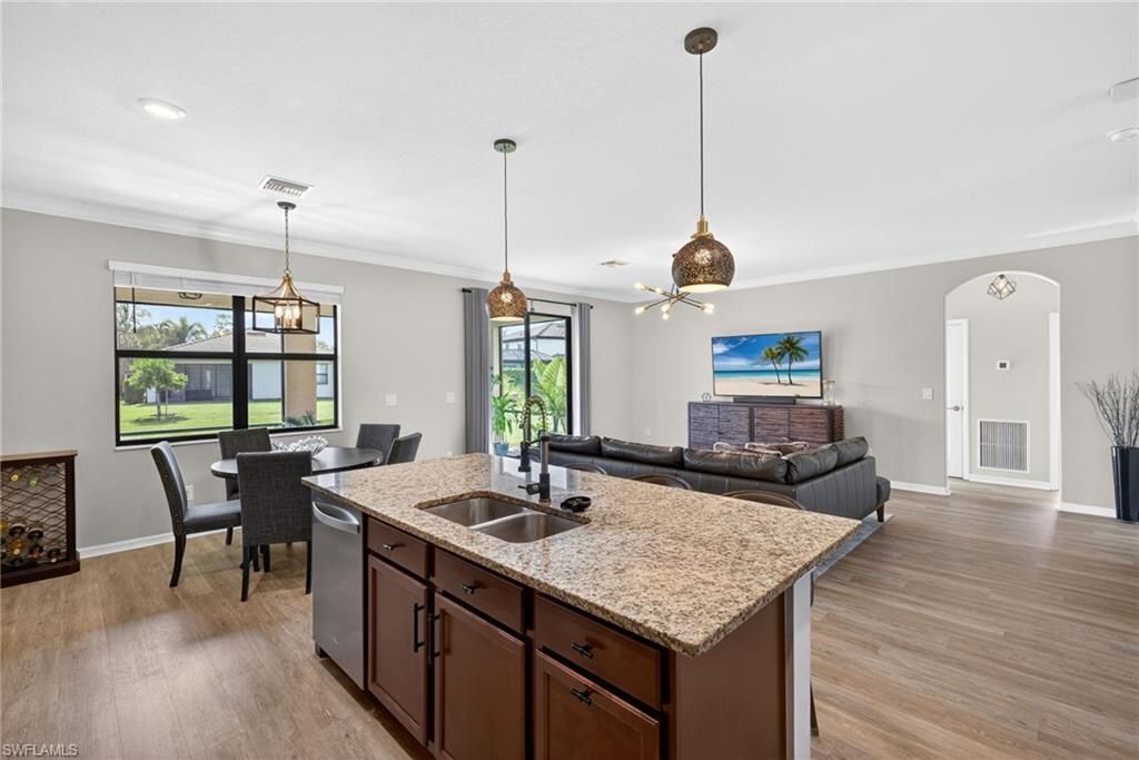 9452 Foxglove Ln, Naples, FL 34120 Photo