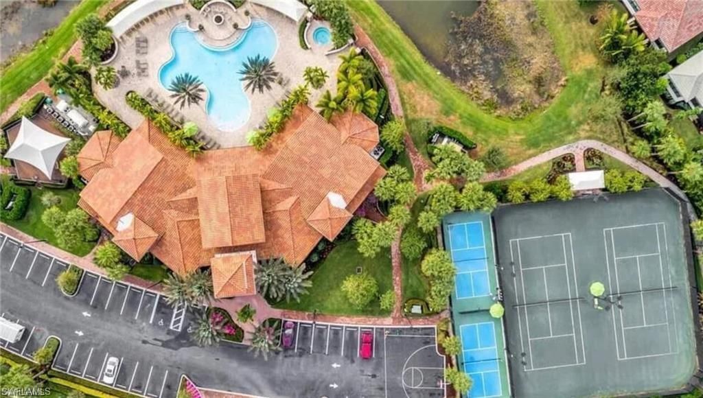 9452 Foxglove Ln, Naples, FL 34120 Photo