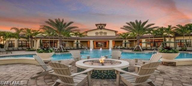 9452 Foxglove Ln, Naples, FL 34120 Photo