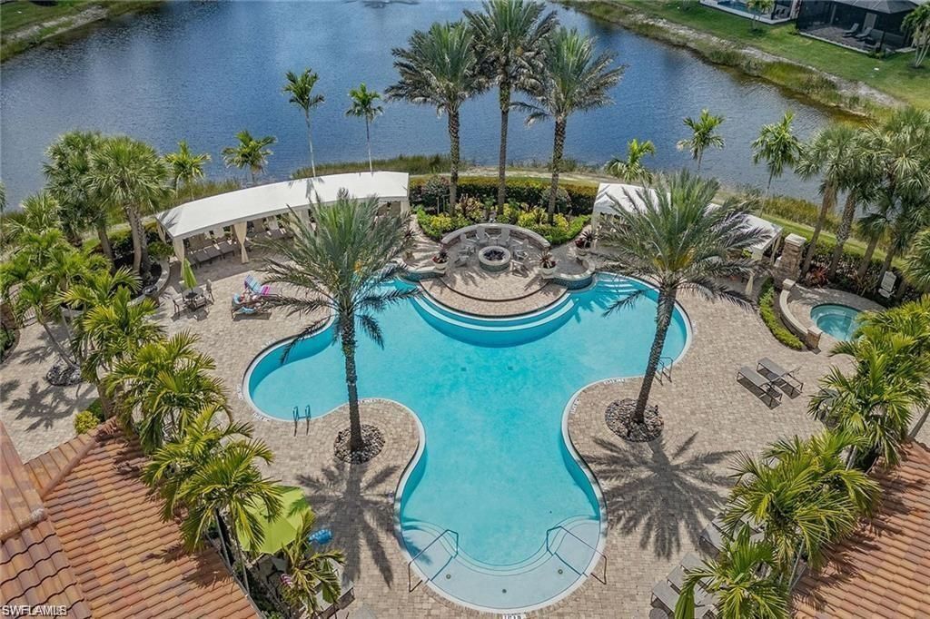 9452 Foxglove Ln, Naples, FL 34120 Photo
