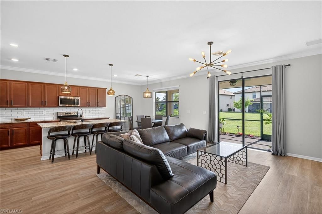 9452 Foxglove Ln, Naples, FL 34120 Photo