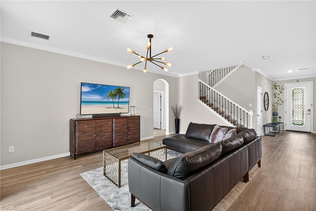 9452 Foxglove Ln, Naples, FL 34120 Photo