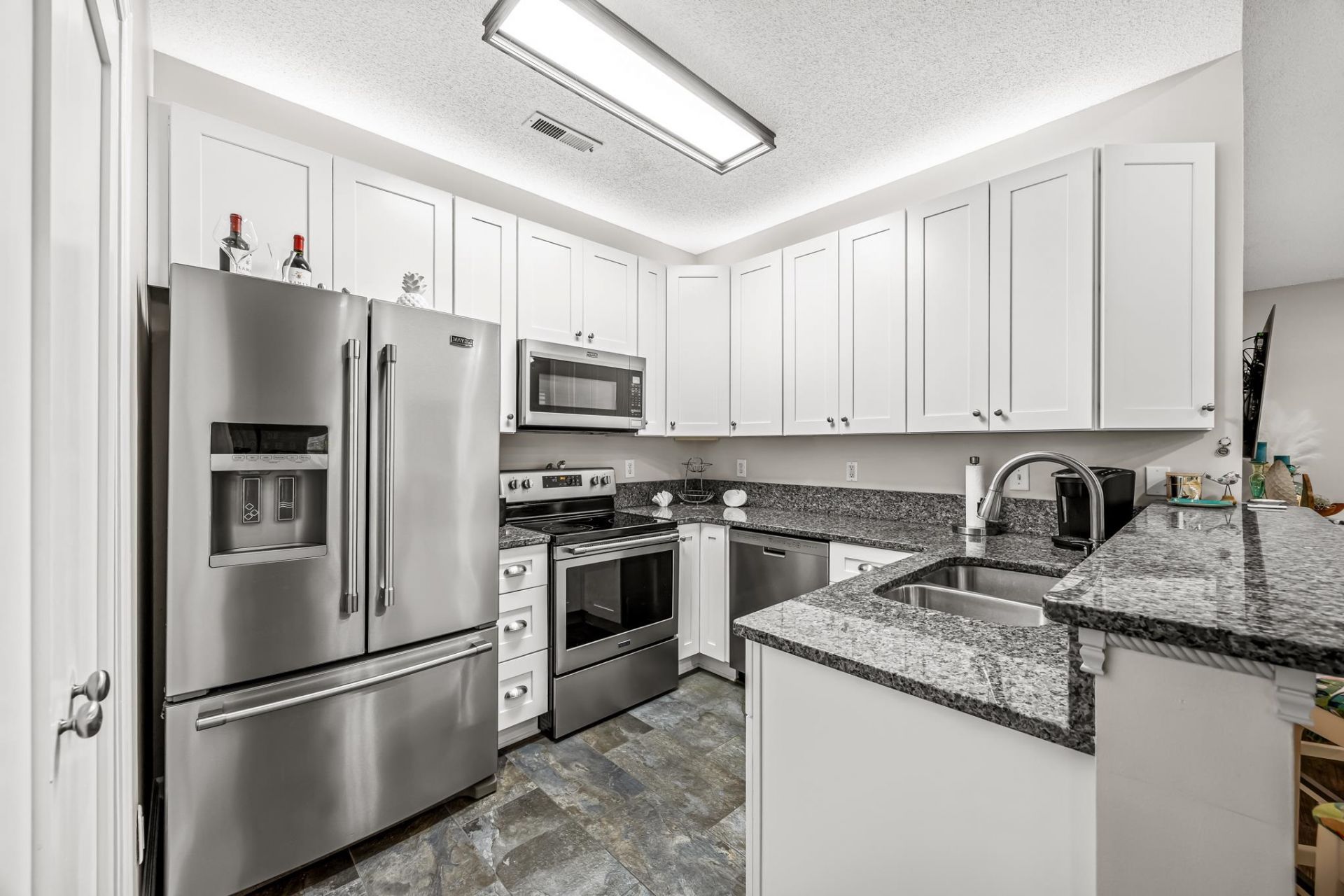 4520 Lighthouse Dr.  Photo 10