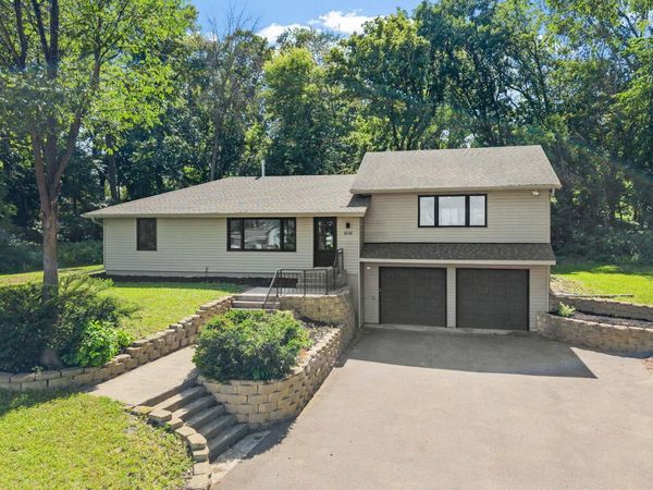 18741 Highview Avenue, Lakeville, MN 55044