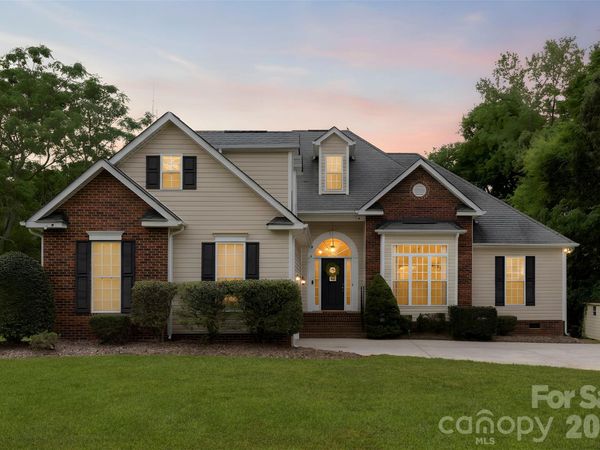 2801 Sweetgrass Lane, Monroe, NC 28112
