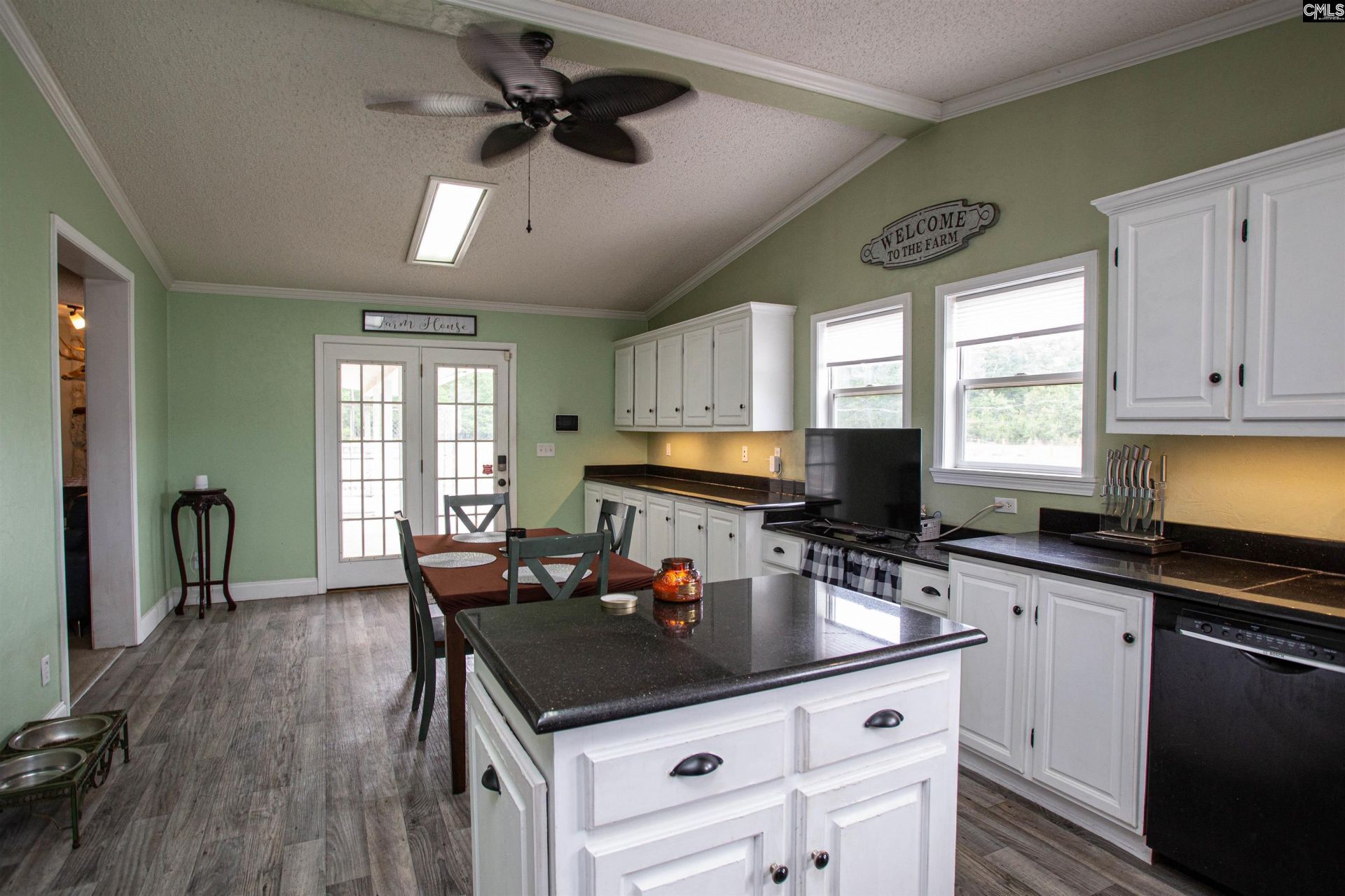 1640 Lawhorn Road Photo 11