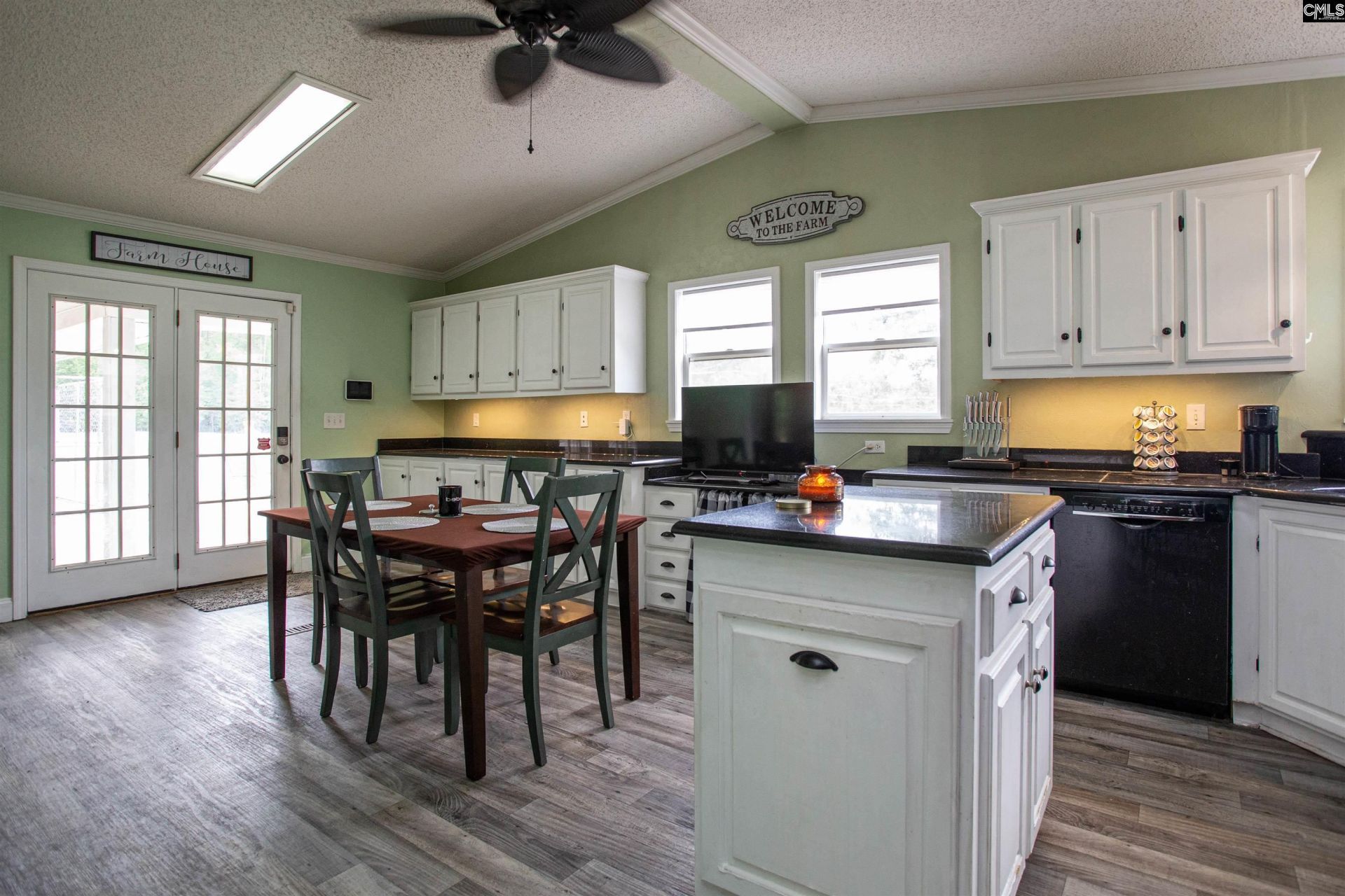 1640 Lawhorn Road Photo 9
