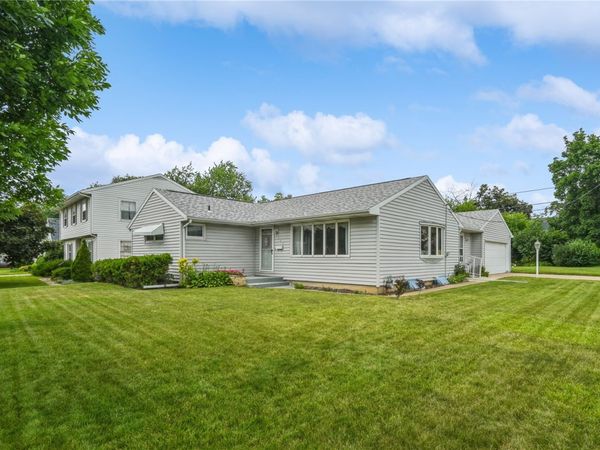 1000 29th Street NE, Cedar Rapids, IA 52402