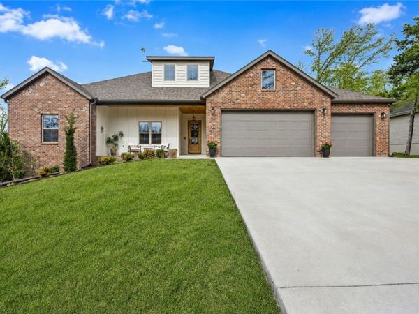 4 Moreton Lane , Bella Vista, AR 72714