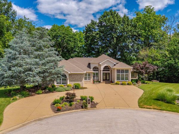 7827 Blessing Way, Evansville, IN 47712