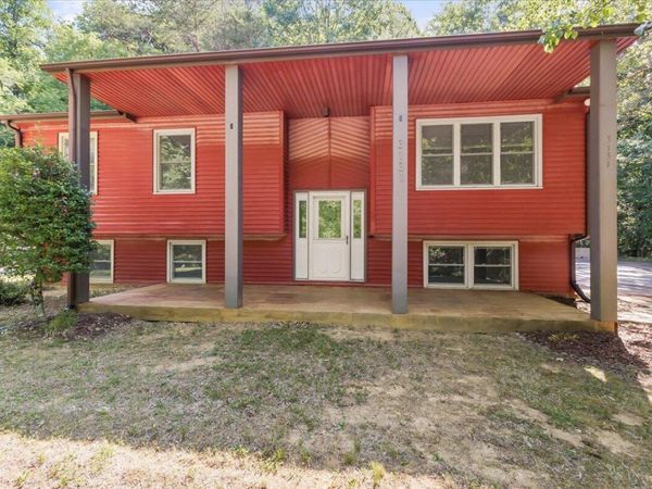 3131 Green Ridge RD, Roanoke, VA 24019
