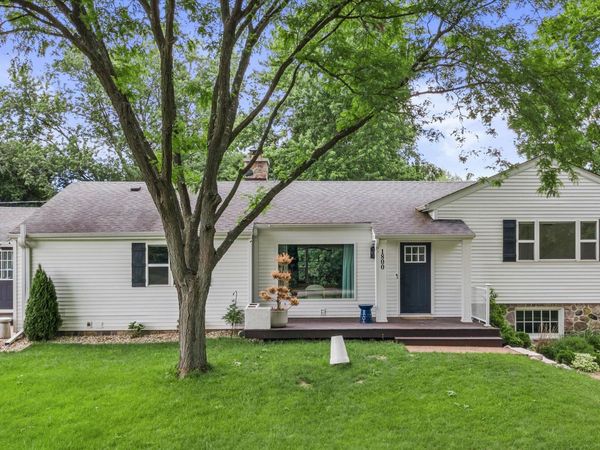 1800 Fairfax Dr, Elm Grove, WI 53122