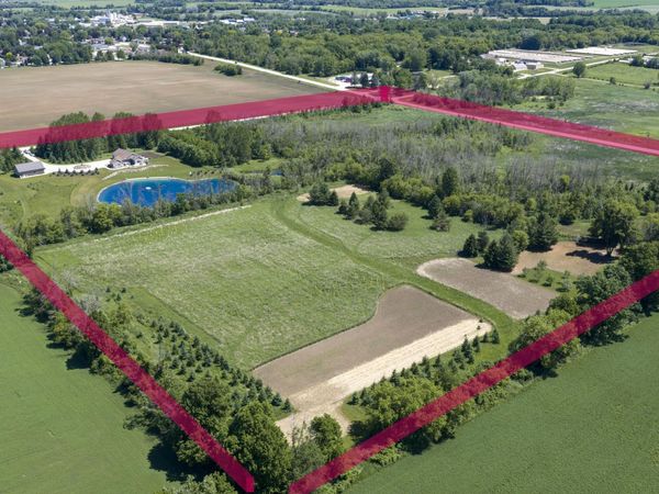 W985 Fur Farm Rd, New Holstein, WI 53061