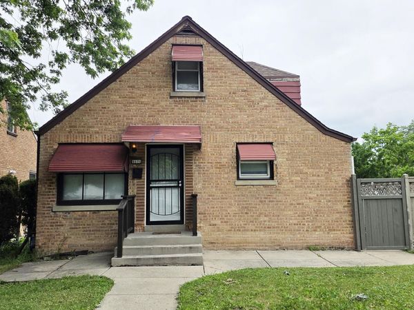 4606 N Sherman Blvd, Milwaukee, WI 53209
