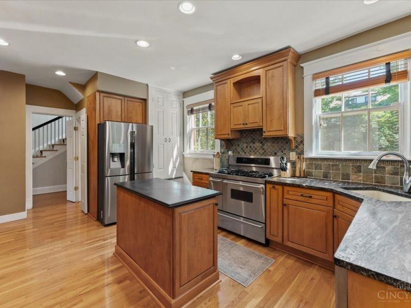 3940 Red Bud Avenue, Cincinnati, OH 45229 Photo 23