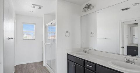 17738 Brandeis Ct, Lathrop, CA 95330 Photo