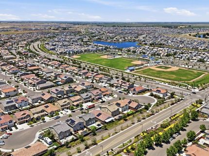 17738 Brandeis Ct, Lathrop, CA 95330 Photo