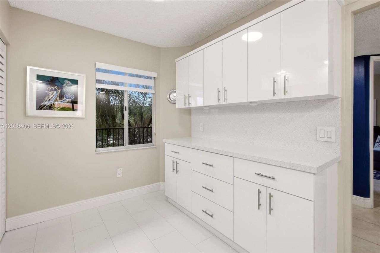 850 SW 138th Ave , Unit 306D, Pembroke Pines, FL 33027 Photo