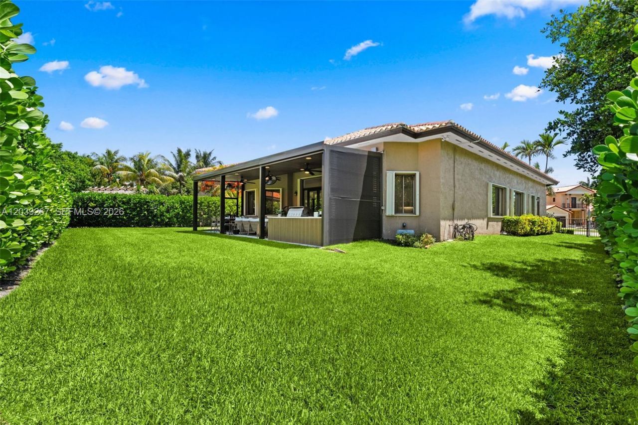 7563 SW 188th Ter, Cutler Bay, FL 33157 Photo