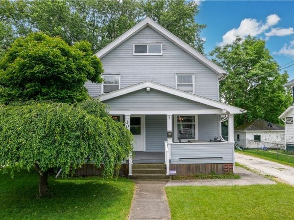 308 Arlington Boulevard , Newton Falls, OH 44444