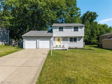 1055 Gentry Drive, Medina, OH 44256