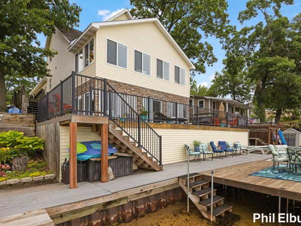 3611 Holiday Drive, Greenville, MI 48838