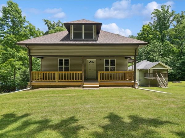 1351-1353 MT Pleasant Rd, Greensburg, PA 15601