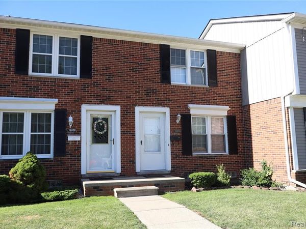 36806 Park Place Drive , Sterling Heights, MI 48310