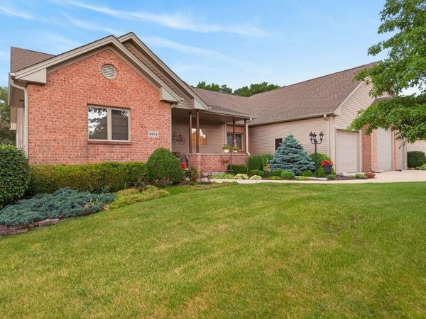 9974 TYBOW Trail, ROSCOE, IL 61073