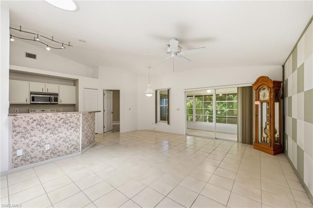 457 Bethany Village Cir, Lehigh Acres, FL 33936 Photo