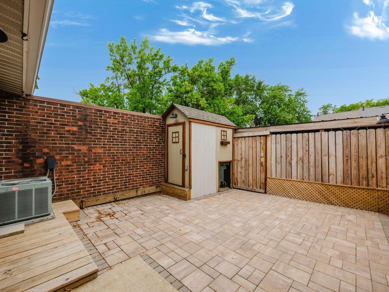 614 Dlyn Street, Unit H14, Columbus, OH 43228 Photo 30