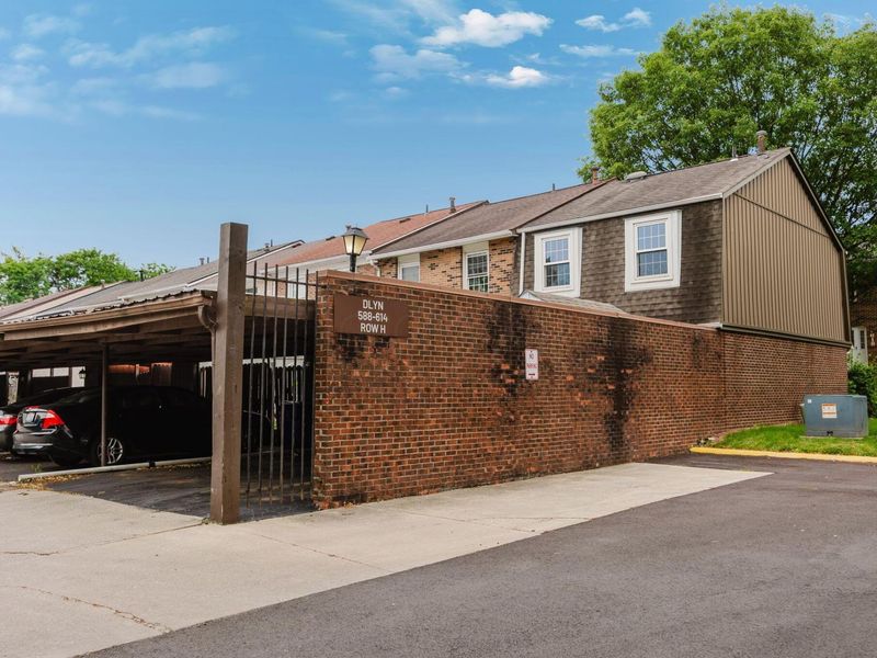 614 Dlyn Street, Unit H14, Columbus, OH 43228 Photo 37