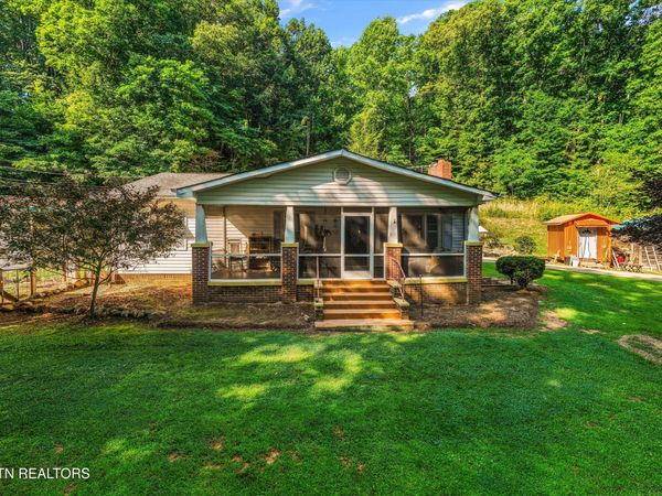 4532 E Lamar Alex Pkwy, Walland, TN 37886