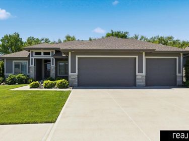 2414 N 188 Street, Omaha, NE 68022