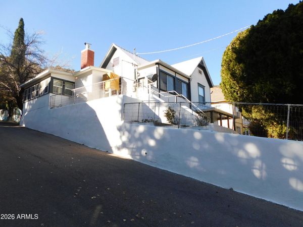 414 Tombstone Canyon, Bisbee, AZ 85603