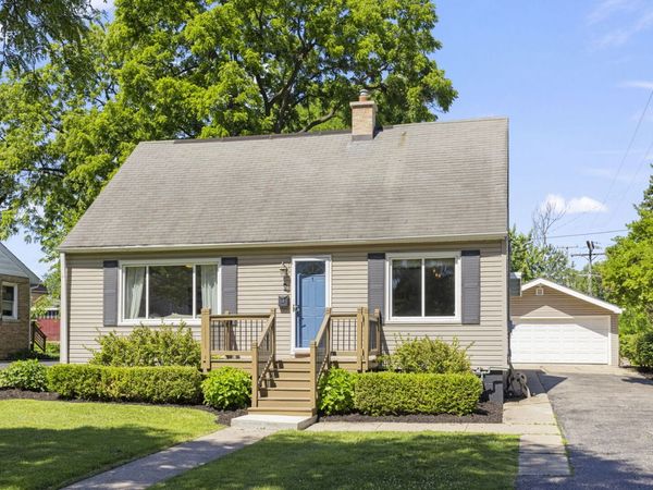 28 N Yale Avenue , Villa Park, IL 60181