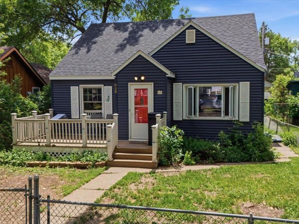 920 16th St N, Virginia, MN 55792