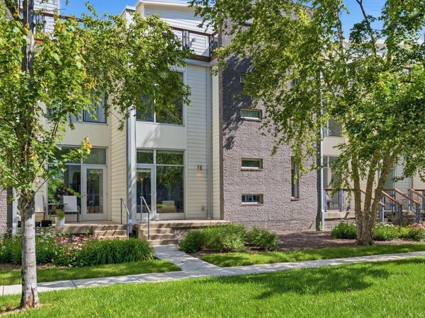 712 Strickland Dr , Nashville, TN 37206