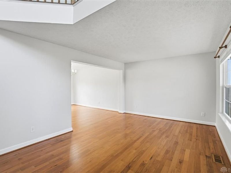 6591 Falling Leaves Court, Mason, OH 45040 Photo 11