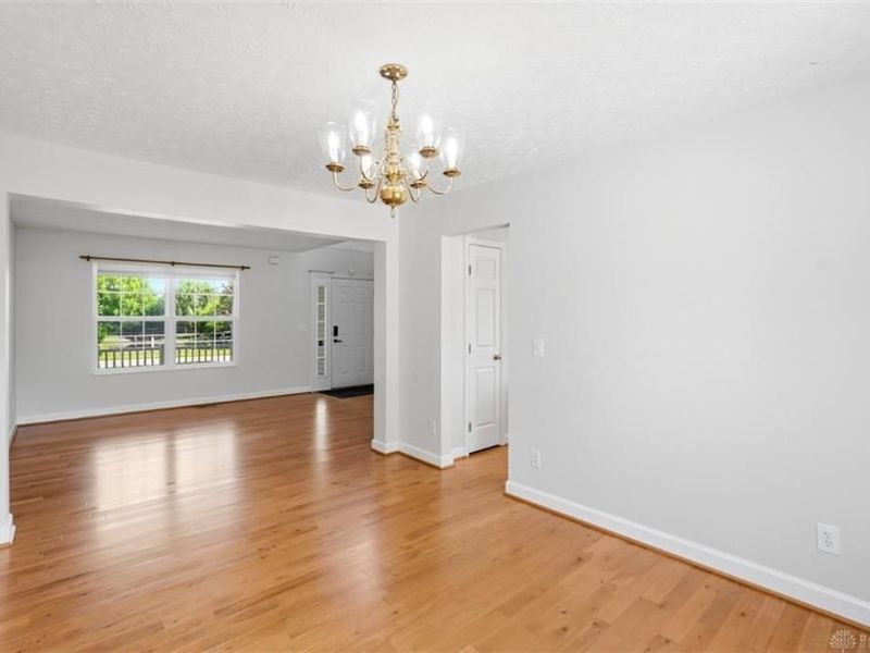 6591 Falling Leaves Court, Mason, OH 45040 Photo 12