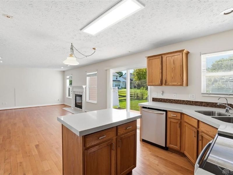 6591 Falling Leaves Court, Mason, OH 45040 Photo 16