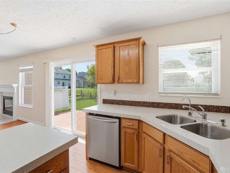 6591 Falling Leaves Court, Mason, OH 45040 Photo 22