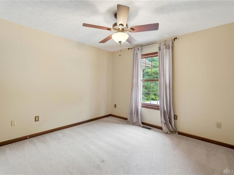 3786 E Maple Grove Lane, Beavercreek, OH 45440 Photo 21