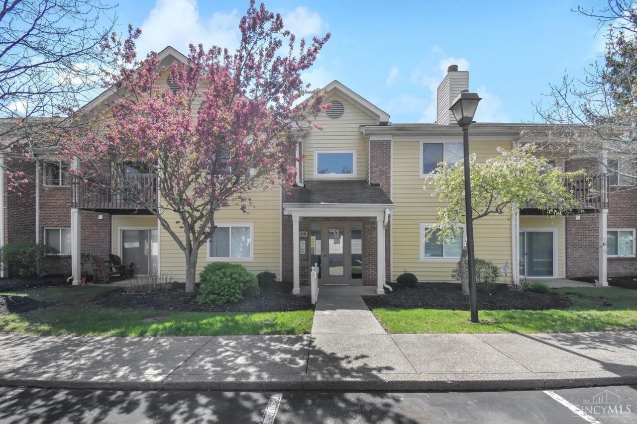 Please Call For Address, Unit 4, Pierce Twp, OH 45245 Main Photo