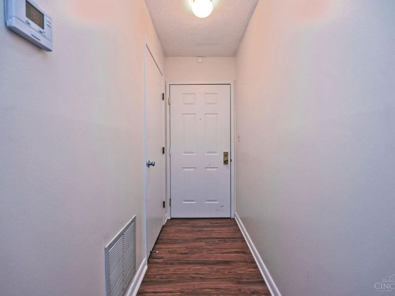 1009 Cedar Ridge Drive, Unit 4, Pierce Twp, OH 45245 Photo 8
