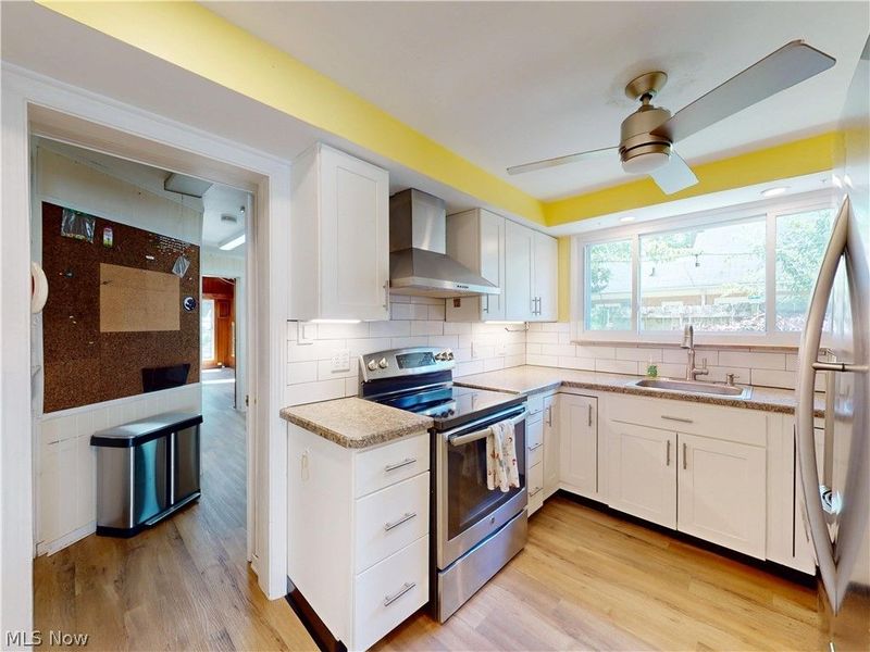 1049 Renfield Road, Cleveland Heights, OH 44121 Photo 5