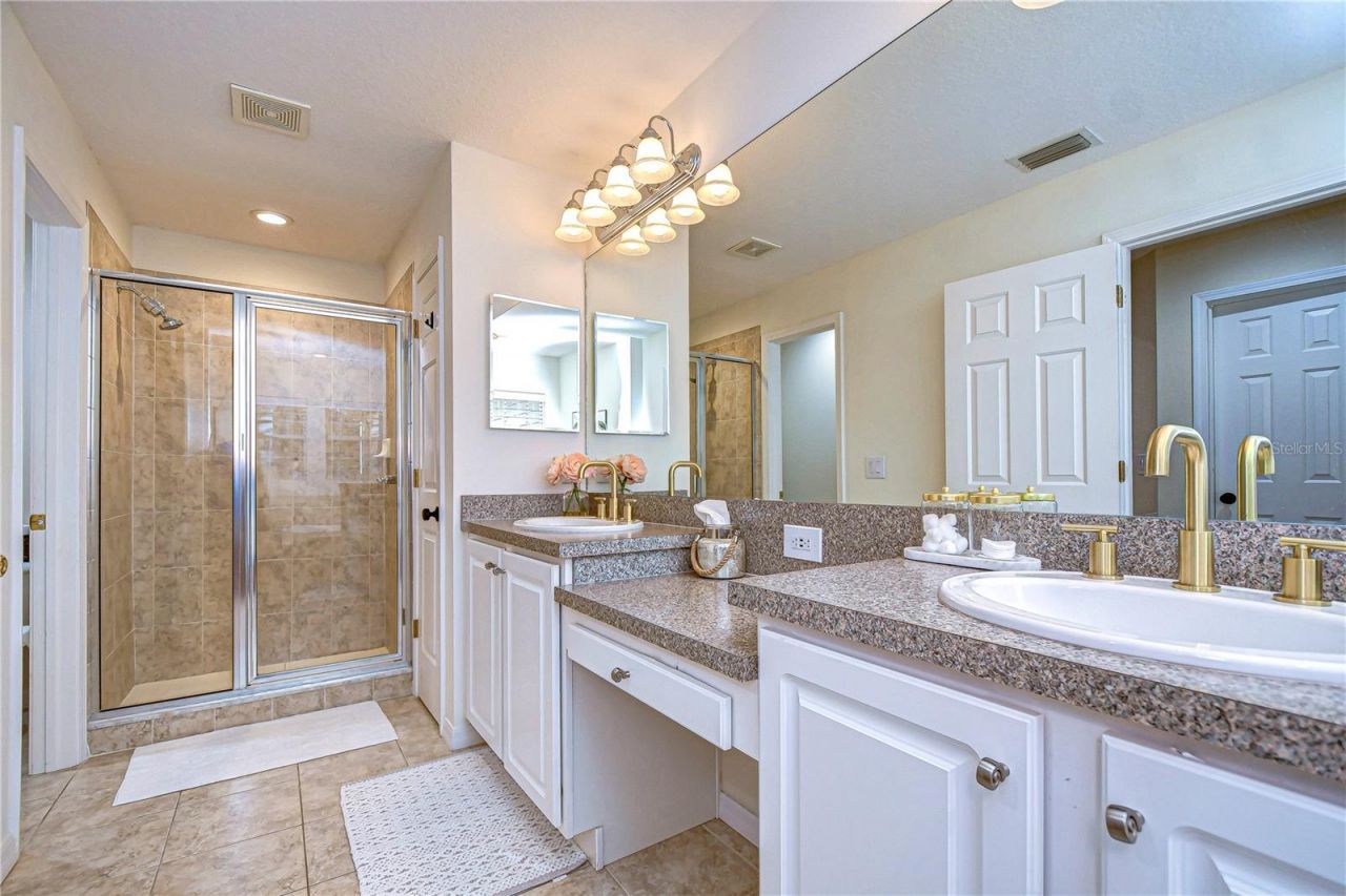 208 Elm View Court , Brandon, FL 33511 Photo