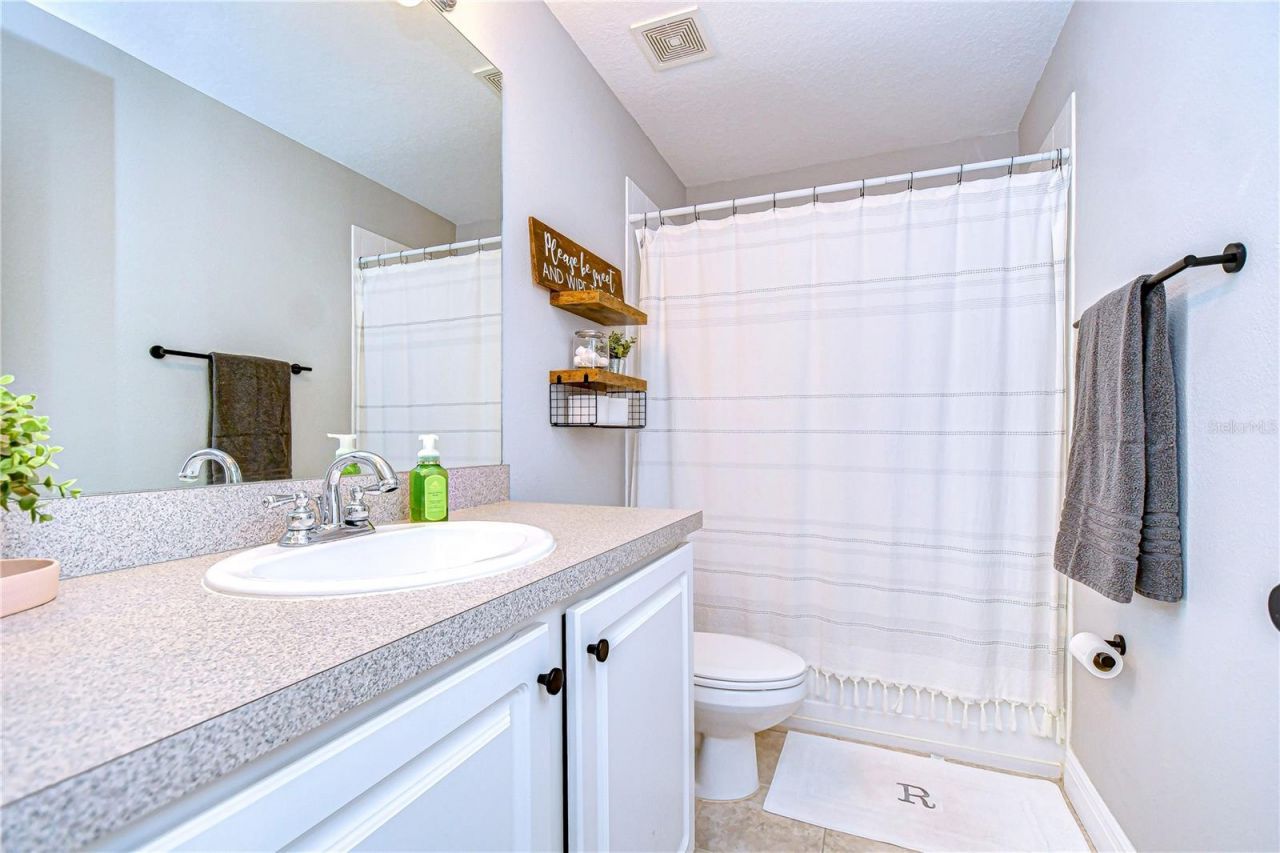 208 Elm View Court , Brandon, FL 33511 Photo